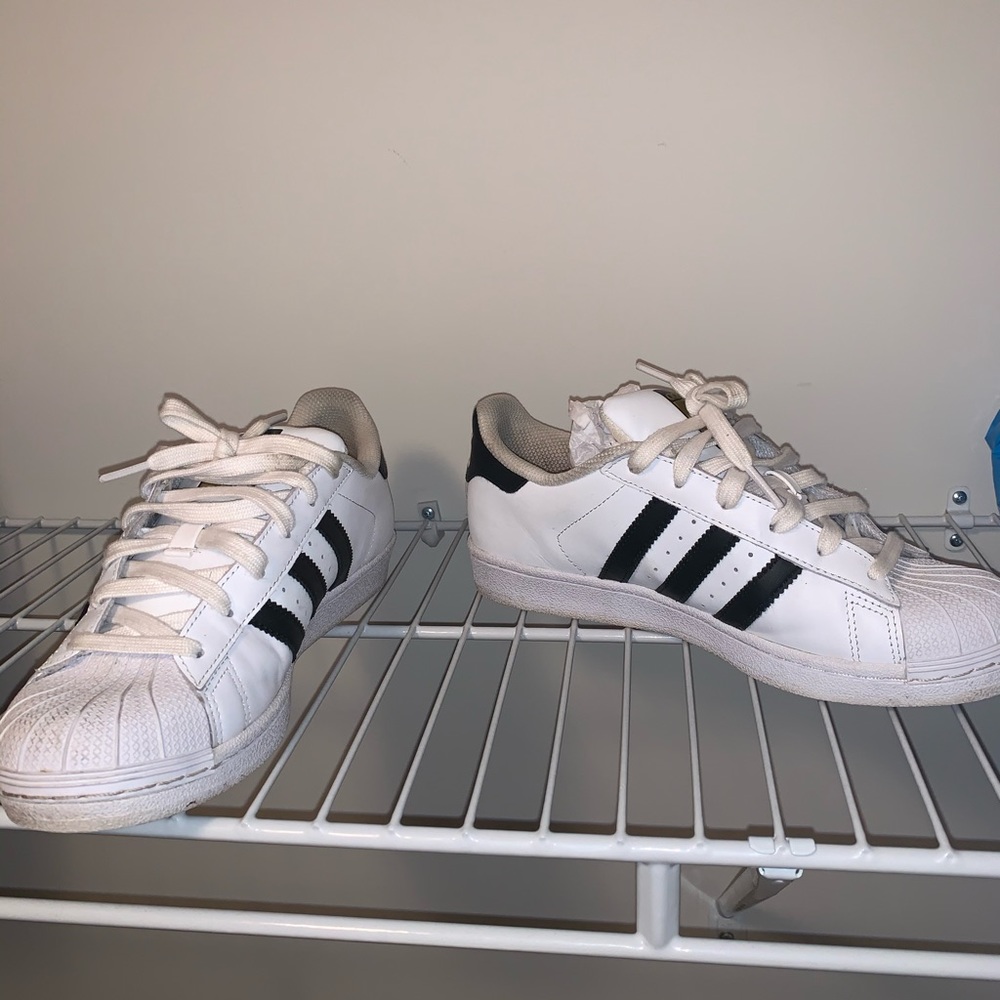 Adidas - Picture 4 of 5